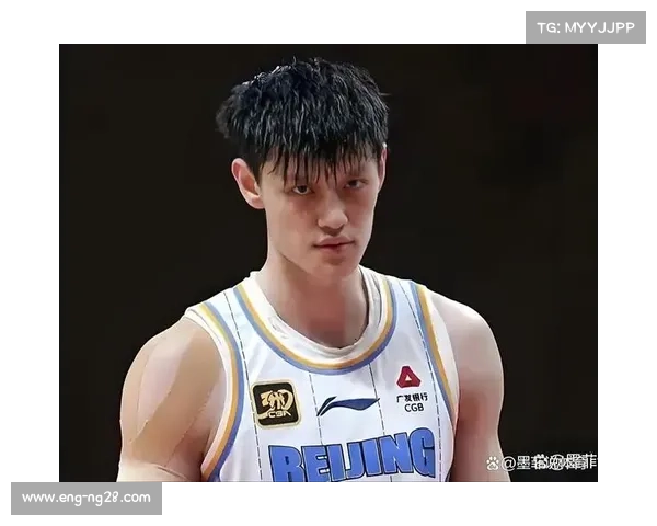 曾凡博三次犯规零分被篮网裁掉 北京首钢松一口气迎接新挑战