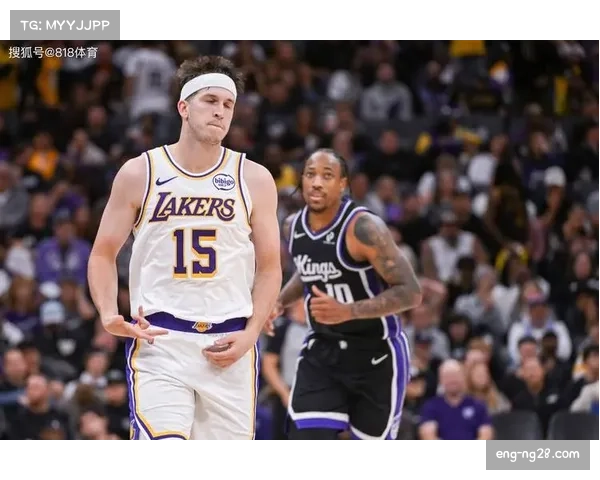 里夫斯五场比赛总得分达171分，开季前五战队史排名第四